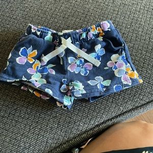 Lot of Carters 3M shorts